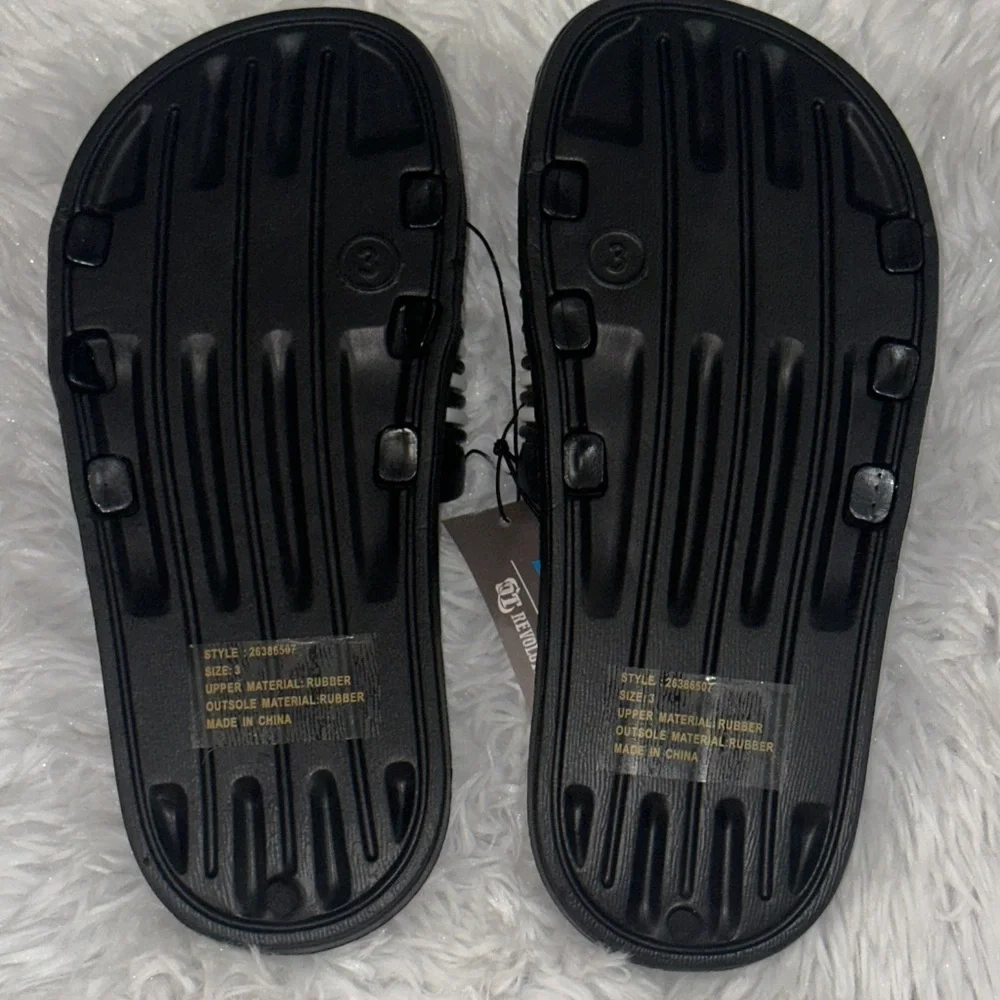 Revolution Black Slides with White Stripes